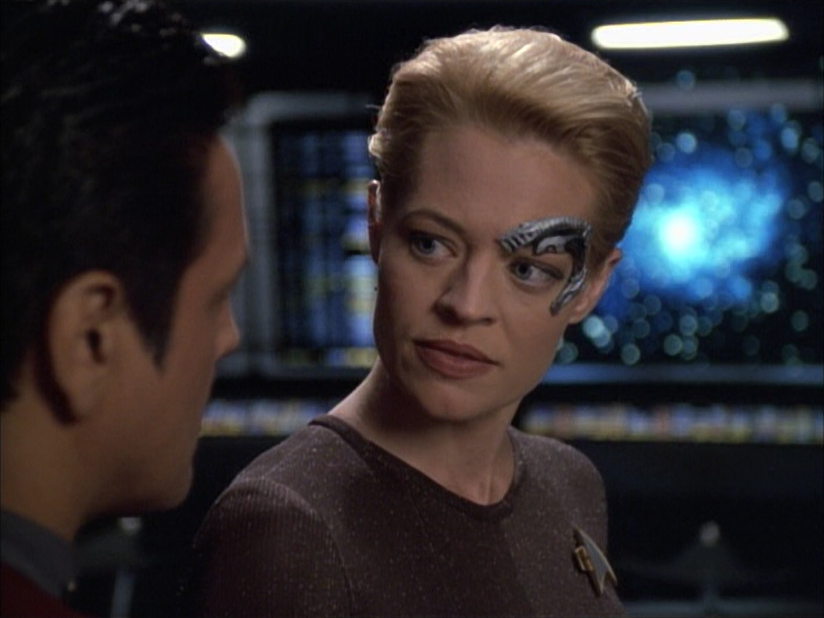 extant_StarTrek_VOY_6x02-SurvivalInstinct_03077.jpg