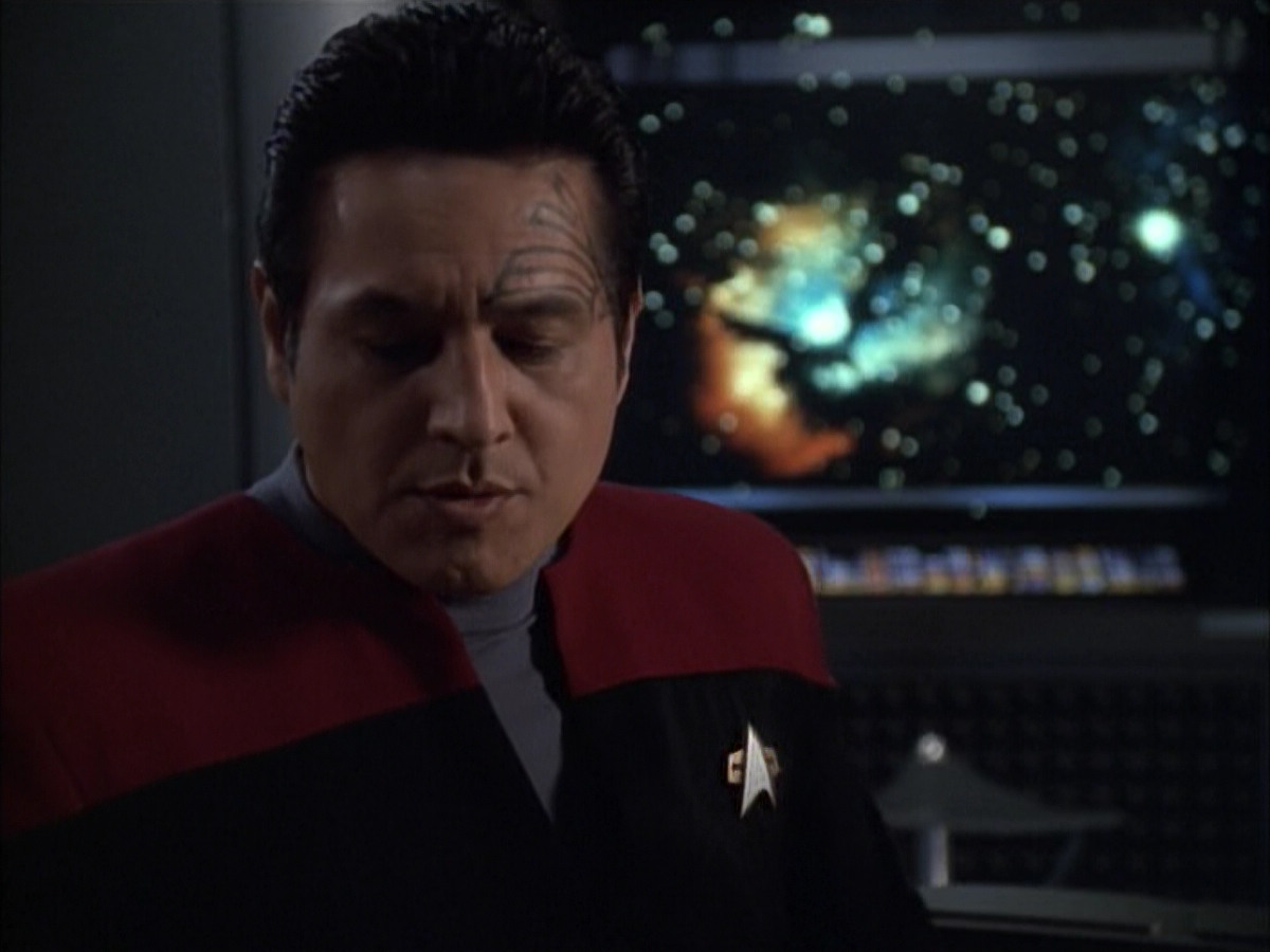 extant_StarTrek_VOY_6x02-SurvivalInstinct_03134.jpg