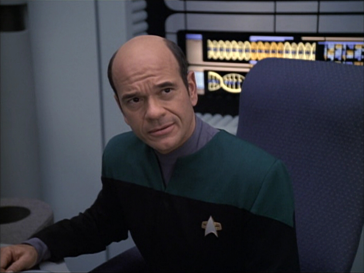 extant_StarTrek_VOY_6x02-SurvivalInstinct_03179.jpg