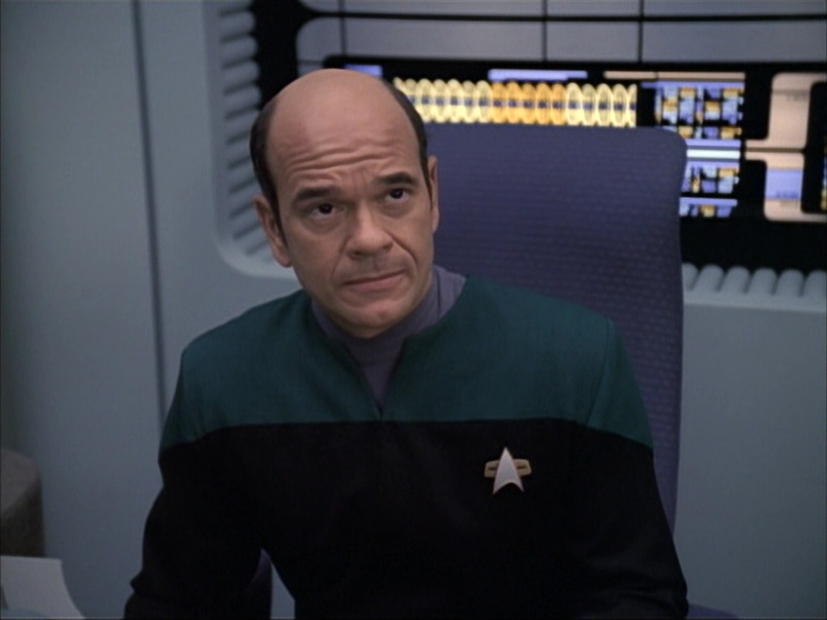 extant_StarTrek_VOY_6x02-SurvivalInstinct_03196.jpg