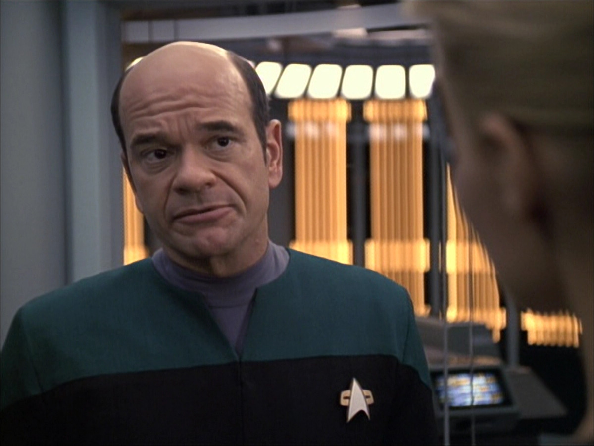 extant_StarTrek_VOY_6x02-SurvivalInstinct_03210.jpg