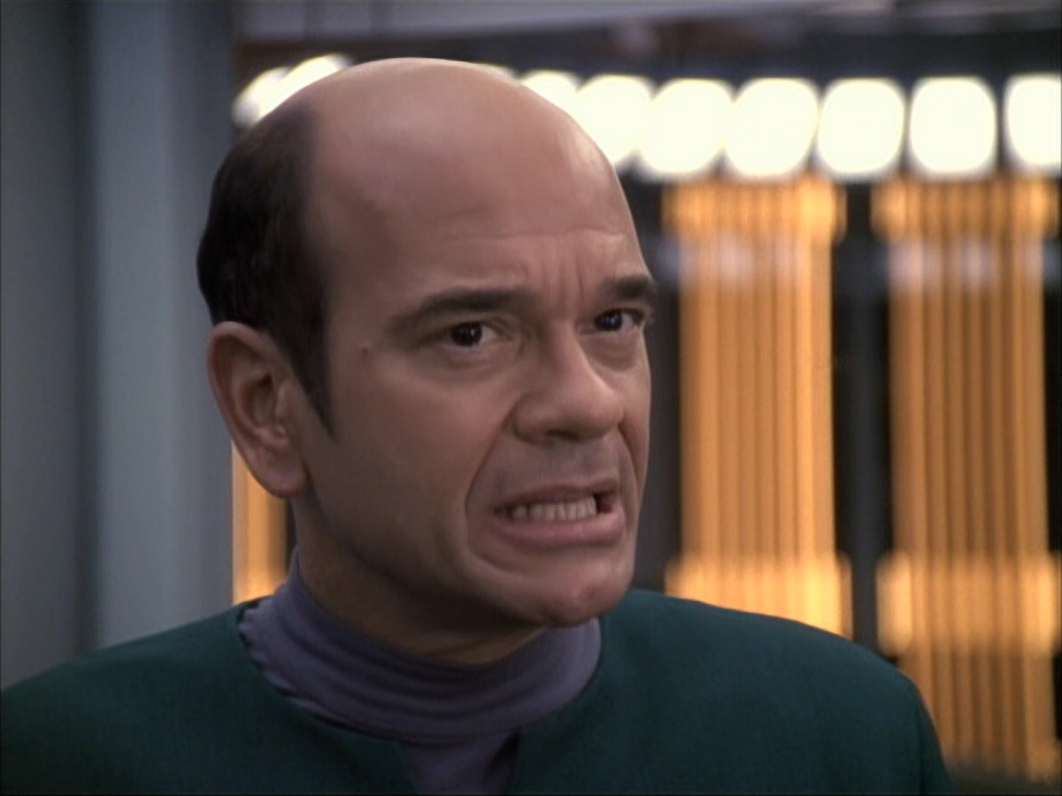 extant_StarTrek_VOY_6x02-SurvivalInstinct_03248.jpg