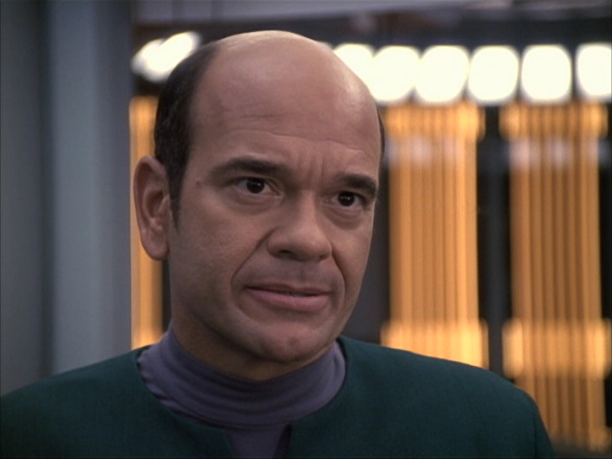 extant_StarTrek_VOY_6x02-SurvivalInstinct_03252.jpg