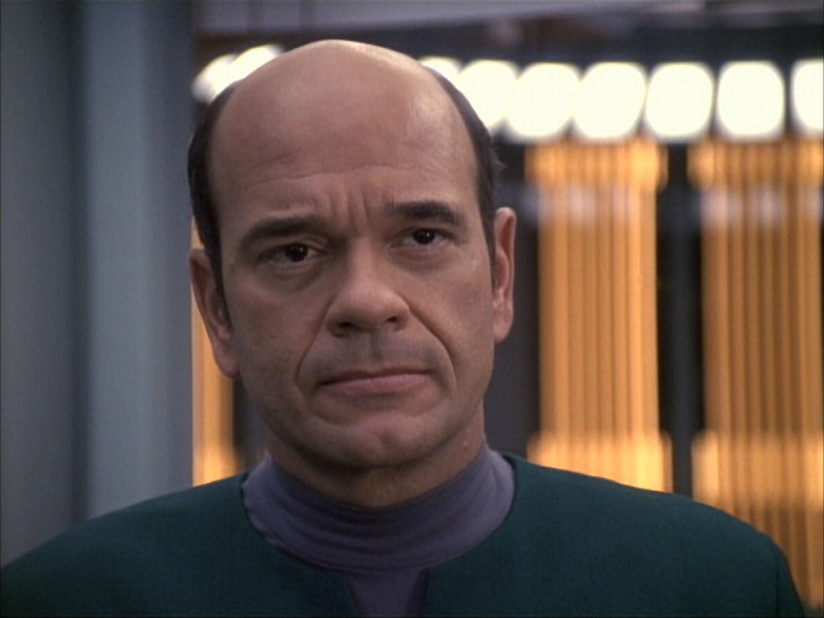 extant_StarTrek_VOY_6x02-SurvivalInstinct_03343.jpg