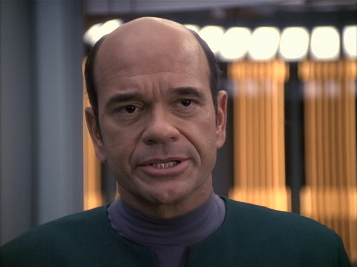 extant_StarTrek_VOY_6x02-SurvivalInstinct_03346.jpg