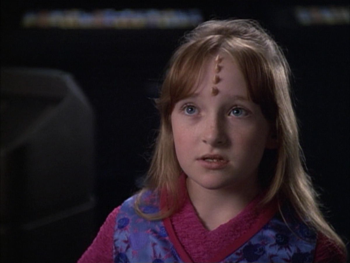 extant_StarTrek_VOY_6x02-SurvivalInstinct_03621.jpg