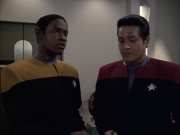 Filename=extant_StarTrek_VOY_6x02-SurvivalInstinct_00374.jpg
Filesize=130KiB
Dimensions=1200x900
Date added=Dec 27, 2019 extant_StarTrek_VOY_6x02-SurvivalInstinct_00374.jpg
