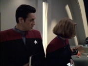 Filename=extant_StarTrek_VOY_6x02-SurvivalInstinct_00418.jpg
Filesize=141KiB
Dimensions=1200x900
Date added=Dec 27, 2019 extant_StarTrek_VOY_6x02-SurvivalInstinct_00418.jpg