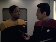 Filename=extant_StarTrek_VOY_6x02-SurvivalInstinct_00436.jpg
Filesize=137KiB
Dimensions=1200x900
Date added=Dec 27, 2019 extant_StarTrek_VOY_6x02-SurvivalInstinct_00436.jpg