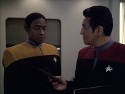 Filename=extant_StarTrek_VOY_6x02-SurvivalInstinct_00437.jpg
Filesize=133KiB
Dimensions=1200x900
Date added=Dec 27, 2019 extant_StarTrek_VOY_6x02-SurvivalInstinct_00437.jpg