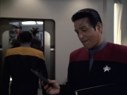 Filename=extant_StarTrek_VOY_6x02-SurvivalInstinct_00441.jpg
Filesize=137KiB
Dimensions=1200x900
Date added=Dec 27, 2019 extant_StarTrek_VOY_6x02-SurvivalInstinct_00441.jpg