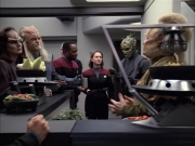 Filename=extant_StarTrek_VOY_6x02-SurvivalInstinct_00531.jpg
Filesize=193KiB
Dimensions=1200x900
Date added=Dec 27, 2019 extant_StarTrek_VOY_6x02-SurvivalInstinct_00531.jpg