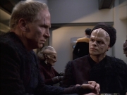 Filename=extant_StarTrek_VOY_6x02-SurvivalInstinct_00938.jpg
Filesize=155KiB
Dimensions=1200x900
Date added=Dec 27, 2019 extant_StarTrek_VOY_6x02-SurvivalInstinct_00938.jpg
