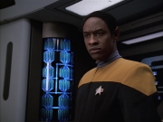 Filename=extant_StarTrek_VOY_6x02-SurvivalInstinct_01060.jpg
Filesize=160KiB
Dimensions=1200x900
Date added=Dec 27, 2019 extant_StarTrek_VOY_6x02-SurvivalInstinct_01060.jpg