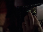 extant_StarTrek_VOY_6x02-SurvivalInstinct_01142.jpg