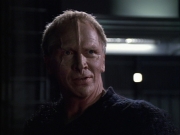 extant_StarTrek_VOY_6x02-SurvivalInstinct_01179.jpg