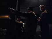 extant_StarTrek_VOY_6x02-SurvivalInstinct_01223.jpg
