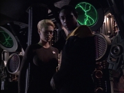 extant_StarTrek_VOY_6x02-SurvivalInstinct_01235.jpg