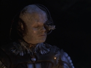 extant_StarTrek_VOY_6x02-SurvivalInstinct_01308.jpg
