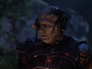 extant_StarTrek_VOY_6x02-SurvivalInstinct_01342.jpg