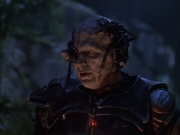 extant_StarTrek_VOY_6x02-SurvivalInstinct_01360.jpg