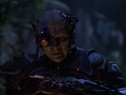 extant_StarTrek_VOY_6x02-SurvivalInstinct_01426.jpg