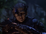 extant_StarTrek_VOY_6x02-SurvivalInstinct_01428.jpg