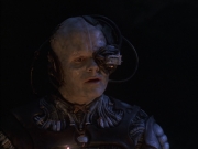 extant_StarTrek_VOY_6x02-SurvivalInstinct_01434.jpg