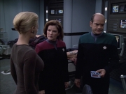 extant_StarTrek_VOY_6x02-SurvivalInstinct_01538.jpg