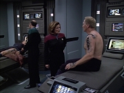 extant_StarTrek_VOY_6x02-SurvivalInstinct_01603.jpg
