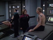 extant_StarTrek_VOY_6x02-SurvivalInstinct_01604.jpg