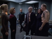 extant_StarTrek_VOY_6x02-SurvivalInstinct_01636.jpg