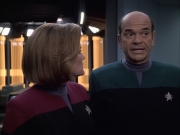 extant_StarTrek_VOY_6x02-SurvivalInstinct_01667.jpg