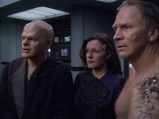 extant_StarTrek_VOY_6x02-SurvivalInstinct_01669.jpg