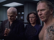 extant_StarTrek_VOY_6x02-SurvivalInstinct_01674.jpg