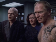 extant_StarTrek_VOY_6x02-SurvivalInstinct_01768.jpg