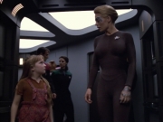 extant_StarTrek_VOY_6x02-SurvivalInstinct_02283.jpg