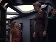 extant_StarTrek_VOY_6x02-SurvivalInstinct_02287.jpg