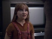 extant_StarTrek_VOY_6x02-SurvivalInstinct_02315.jpg