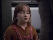 extant_StarTrek_VOY_6x02-SurvivalInstinct_02321.jpg