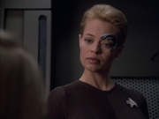 extant_StarTrek_VOY_6x02-SurvivalInstinct_02329.jpg
