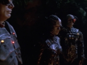 extant_StarTrek_VOY_6x02-SurvivalInstinct_02425.jpg