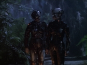 extant_StarTrek_VOY_6x02-SurvivalInstinct_02542.jpg
