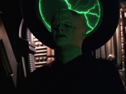 extant_StarTrek_VOY_6x02-SurvivalInstinct_02697.jpg
