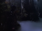 extant_StarTrek_VOY_6x02-SurvivalInstinct_02706.jpg