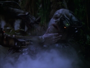 extant_StarTrek_VOY_6x02-SurvivalInstinct_02713.jpg
