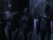 extant_StarTrek_VOY_6x02-SurvivalInstinct_02824.jpg
