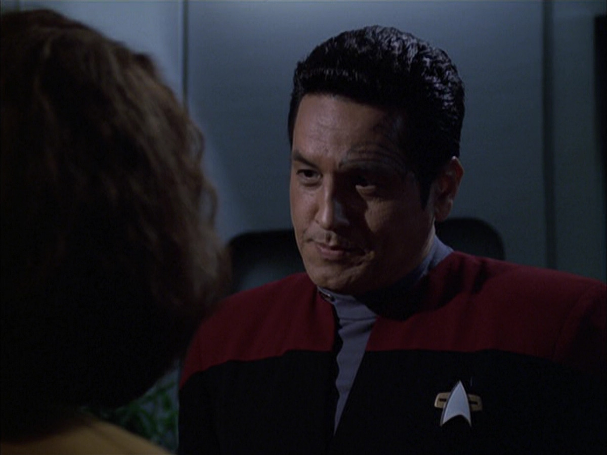 extant_StarTrek_VOY_6x03-BargeOfTheDead_00238.jpg