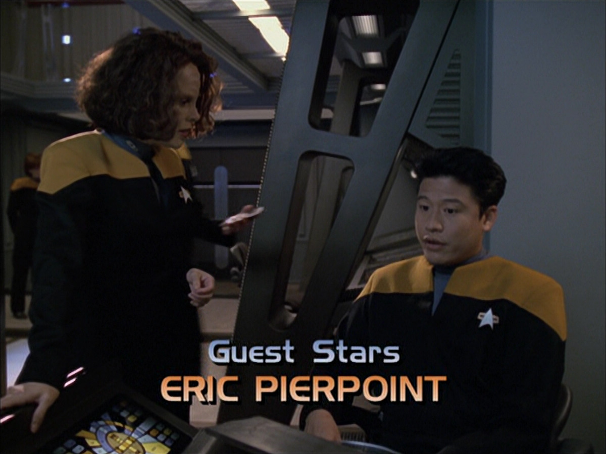 extant_StarTrek_VOY_6x03-BargeOfTheDead_00460.jpg