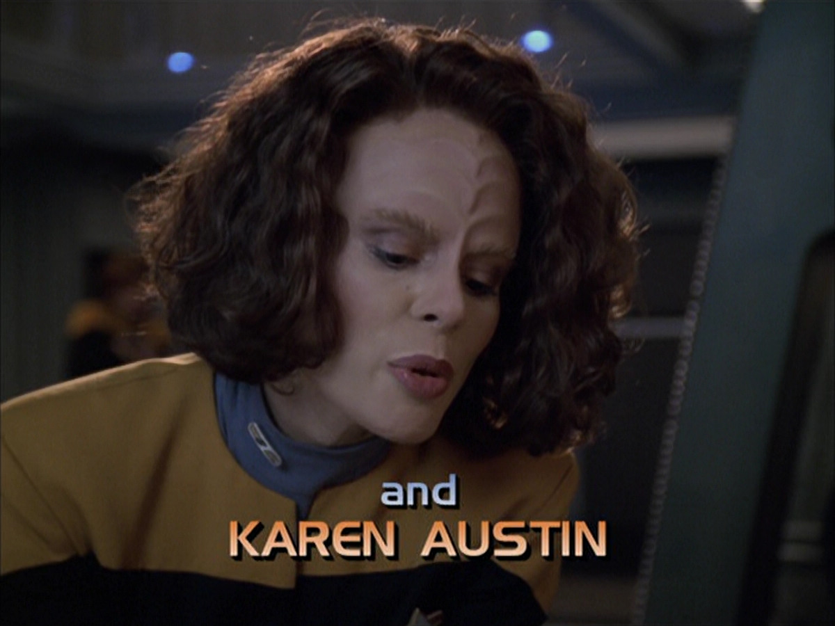 extant_StarTrek_VOY_6x03-BargeOfTheDead_00479.jpg